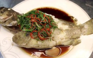 冷凍石斑魚能不能清蒸，清蒸石斑魚是粵菜中的一道傳統(tǒng)名菜