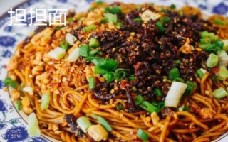 成都有哪些特色美食，擔(dān)擔(dān)面屬于成都著名小吃