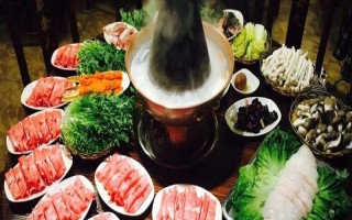 涮羊肉是哪個(gè)部位，羊里脊、羊腱子、黃瓜條等8個(gè)部位比較經(jīng)典