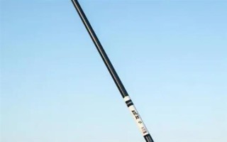 釣鯉魚如何才能避開白條鬧窩，可以使用素餌