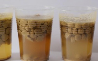 優(yōu)質(zhì)貓糧、狗糧如何挑選，可根據(jù)外觀、氣味和口感等挑選