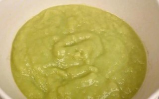 黃瓜苦瓜汁怎么做面膜，用面膜紙吸收汁液后可敷在臉上