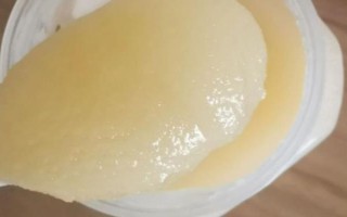 棗花蜜真假鑒別方法，可通過色澤、香味和口感等來鑒別