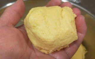 白鰱跟花鰱的餌料區(qū)別在哪，味型不同