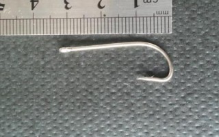 5號白狐鉤與幾號伊勢尼鉤相當(dāng)，尺寸大約相當(dāng)于6號伊勢尼鉤
