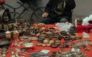 幾百元本錢擺地?cái)傎u什么，可選擇賣服裝鞋襪、賣水果等