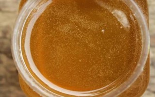 正宗荔枝蜂蜜的價(jià)格，一般30-50元一斤
