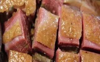 四川省西昌市的特產(chǎn)，彝族漆器是必帶的旅游紀(jì)念品