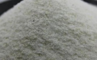 拉絲粉怎么制作以及要注意什么，對高筋面粉加水反復(fù)揉搓、曬干后打成細(xì)粉即可