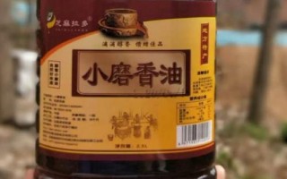 冬季農(nóng)村集市經(jīng)營(yíng)哪些小吃比較賺錢，可考慮售賣麻辣燙、糕點(diǎn)、炸雞排等食品