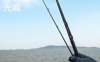 筏釣竿的特點，是筏釣的專用魚竿