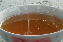 龍眼蜜結(jié)晶后的外觀，二者皆是上等蜂蜜