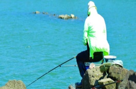 手竿掛泥鰍釣翹嘴怎么調(diào)漂，常用背掛法、鼻掛法和尾掛法