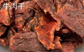 二連浩特市的特產(chǎn)，包括牛羊卷肉和皮囊酒等種類(lèi)