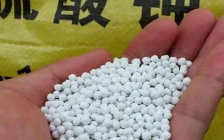 復合肥的介紹，是一種由化學方式制成的復混肥料