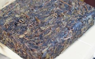 黑茶的正確泡法，宜選擇粗獷、大氣、可過濾茶湯的茶具