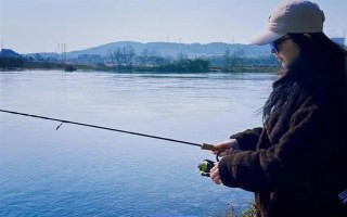 釣魚下午是釣深還是釣淺，一般是釣深